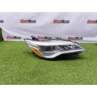 Фара галогеновая Toyota Camry 2011- 8111006870