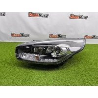 Фара ксеноновая Kia Carens 4 2021- 92101A4140