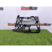 Кронштейн бампера Volkswagen Golf 7 5G0807723D
