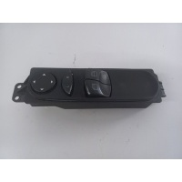 Кнопка стеклоподъемника переднего левого Volkswagen Crafter 2015 A9065451213,A9065450213,A9065451213,EWSME000