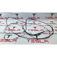 Кран пневматический Tesla Model X рест. 2022 1420937-00-B