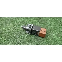 выключатель концевой Nissan Juke (F15) 2011> 2011 25300AT300