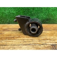 Подушка крепления двигателя Mazda 626 GF 2000 GE6R39050