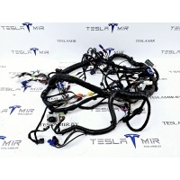 проводка Tesla Model S 2017 2092875-00,1004422-01,1004422-02,1004422-04,3004422-01,3004422-03,3004422-02,1-928-40-5-654,1055542-00,2135153-82,3046132-02,2135153-89,2004422-01