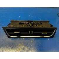 Audi a4 s4 b8 8k 2008 середина решетки вентилятора