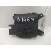 Моторчик заслонки печки Volkswagen Jetta(2004-2009) 2007 0132801345