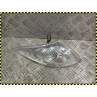 Поворотник правый Mazda Premacy 1 2000