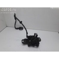 Замок капота Volkswagen Golf-4 2001