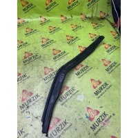 Уплотнитель капота MERCEDES C W204 2008 A2046282798