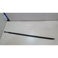 Накладка стекла переднего правого Toyota Land Cruiser (150)-Prado 2009 7571160071