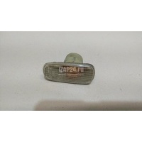 Повторитель на крыло Toyota SC430 (2001 - 2010) 8173151011