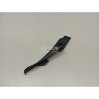 Накладка лобового стекла левая Renault Sandero (2009 - 2014) 8200763640