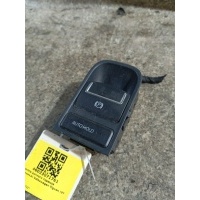 Кнопка ручного тормоза (ручника) Volkswagen Tiguan 2009 5N0927225