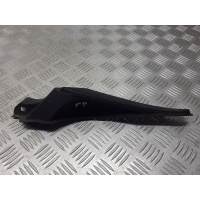 Угол кожухов правая передняя renault megane iii 1.9 dci 668630007r