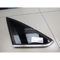 Стекло кузовное глухое левое Ford Focus III (2011 - 2019) 1786444