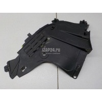 Пыльник двигателя нижний правый Renault Lada Largus 2012 8200595807