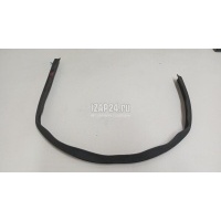Уплотнитель двери Toyota Camry V50 (2011 - 2018) 6786333030