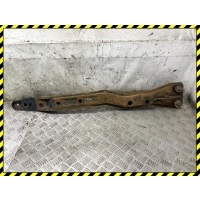 Балка под КПП Mitsubishi Galant 7 1994