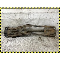 Балка под КПП Mazda 323 BG 1993