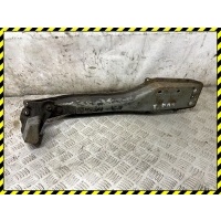 Балка под КПП Toyota Matrix 1 2006