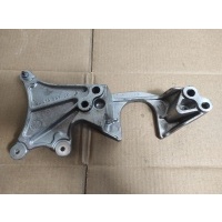 Кронштейн КПП Citroen C5 1 2002 9641335780