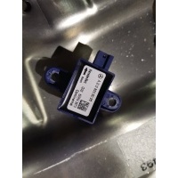 Датчик airbag Mercedes-Benz E-класс W212 Mercedes-Benz E-класс W212/S212/C207/A207 (2009—2013) W212 A2128205026