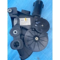 Доводчик двери багажника Audi A8 D3 4E Audi A8 D3 рестайлинг 2 (2007—2010) D3/4E 4E0827852G