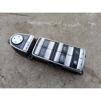 Блок упраления стеклоподъемникми Mercedes S W221 Mercedes-Benz S-класс W221 (2005—2009) W221 2005 A2218212651