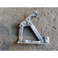 Крепление капота правое A2118800428 Mercedes-Benz E-Class 2003 W211 647.961 2.7 Mercedes-Benz E-класс W211/S211 (2002—2006) W211 2003 A2118800428
