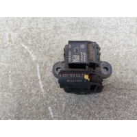 Реле накала A6511530279 Mercedes-Benz C-Class 2009 W204 651.911 Mercedes-Benz C-класс W204/S204 (2006—2011) W204 2009 A6511530279