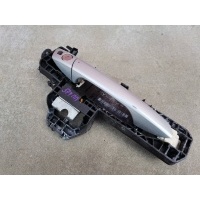 Ручка двери правая передняя A2047600170 Mercedes-Benz C-Class 2009 W204 651.911 Mercedes-Benz C-класс W204/S204 (2006—2011) W204 2009 A2047600170