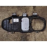 Антенна Mercedes-Benz M-класс W164 Mercedes-Benz M-класс W164 (2005—2008) W164 A2518202275