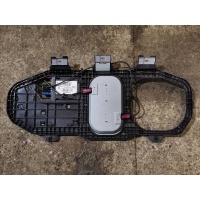 Антенна Mercedes-Benz M-класс W164 Mercedes-Benz M-класс W164 (2005—2008) W164 A2518200175