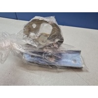 Петля капота правая Audi Q7 4M 2015- 4M0823302
