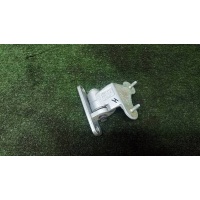 петля двери Mercedes Benz W204 2007-2015 2013 A2047301337