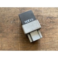 Реле стеклоочистителей (дворников) Mitsubishi Space Star 1 2003 MB953394