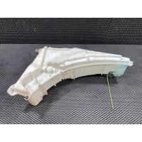 Бачок омывателя Land Rover Range Rover Sport 2 2020 LR083284,LR107804,LR037565,LR050572,LR070882,LR075624,LR108238,LR110609,LR110607,LR079622,LR037592,CPLA17B613AH