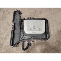 корпус воздушногo фильтра Volkswagen Touareg 3 2019 4M0133837