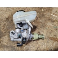 главный тормозной цилиндр Volkswagen Touareg 3 2019 4M0611021G