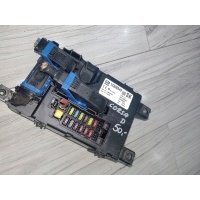 Блок предохранителей 13308949 opel corsa d