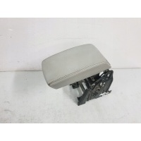 Skoda октавия ii 2006 год подлокотник кожа
