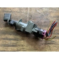 Замок зажигания Audi A4 B5 1998 4D0905851E