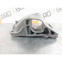 Кронштейн Mercedes CLA C117 2016 A2702230138
