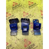 Петля двери багажника MERCEDES V W638 1999 A6387400537, A6387400637, A6387400412, A6387400312