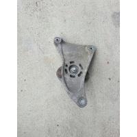 Audi oe 8e0399115r лапа подушка кпп
