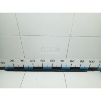 Накладка стекла переднего правого Toyota Auris (E18) (2012 - 2018) 7571002290
