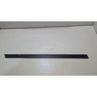 Уплотнитель двери VAG Octavia (A7) (2013 - 2020) 5E0837479