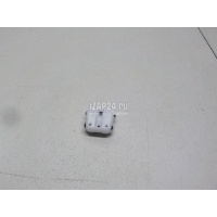Крепеж Volvo V40/V40 Cross Country (2012 - 2019) 31393268