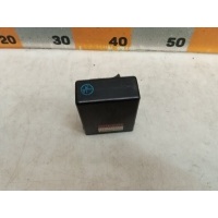 Блок электронный Toyota RAV4 1 1999 8865042010
