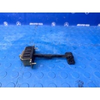 ограничитель двери Mercedes-benz cls 550 w219 2008 A2197200016